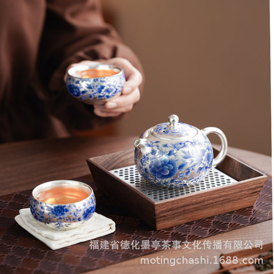 Porcelainess | Gilded Silver & Blue Peony Xishi Tea Set